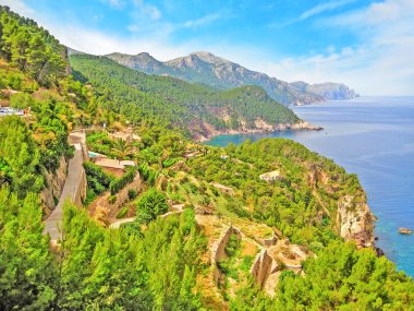 Kuzeybatı kıyısında Mayorka, Sierra de Tramuntana, kıyı şeridi 