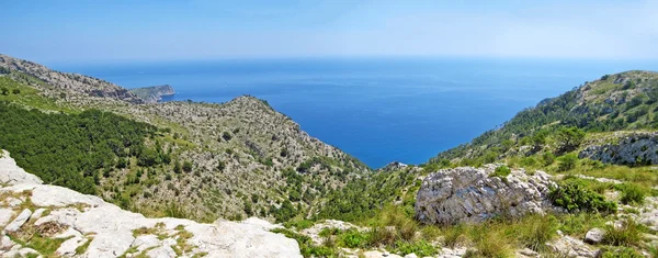 Ακτή Κοντά Alcudia Μαγιόρκα Mal Pas Bon Aire Μπονέρ Cielo — Φωτογραφία Αρχείου