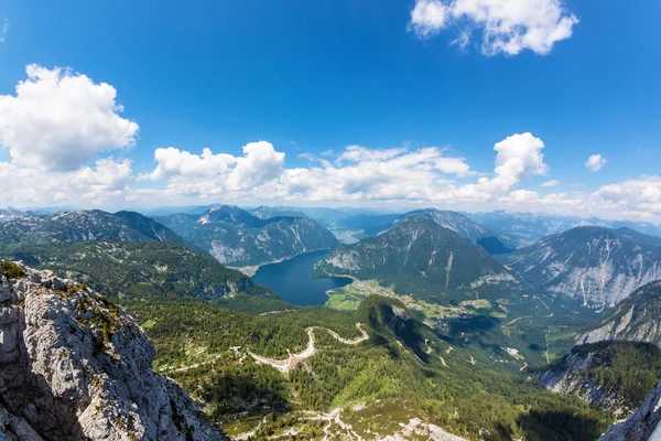 Obertraun, a Hallstatt - tóra néző Dachstein — Stock Fotó