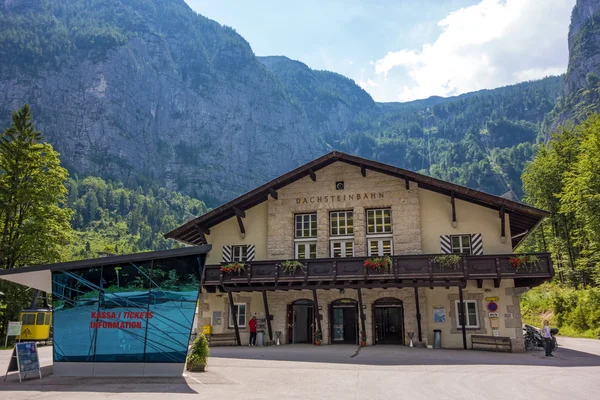 Estação do vale do dachstein — Fotografia de Stock