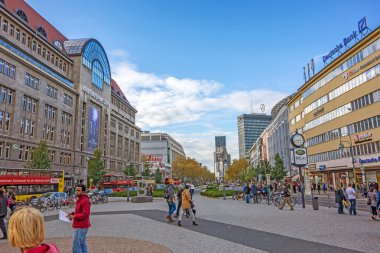 Alışveriş Merkezi Kadewe, kare Wittenbergplatz, Berlin