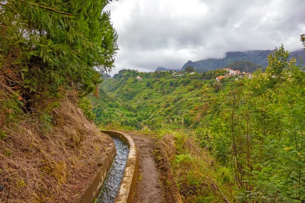 Madeira-Bewässerungskanal — Stockfoto