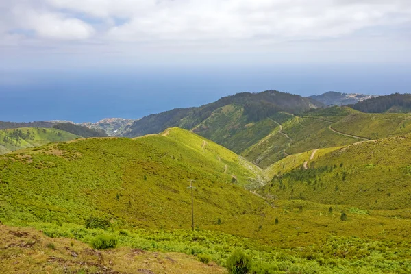 Bergiga västra delen av Madeira, Portugal — Stockfoto