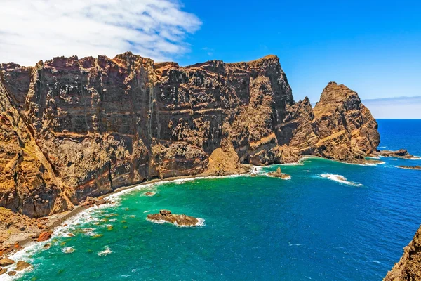 Parede de rocha, Madeira, baía de Ponta de São Lourenco — Fotografia de Stock