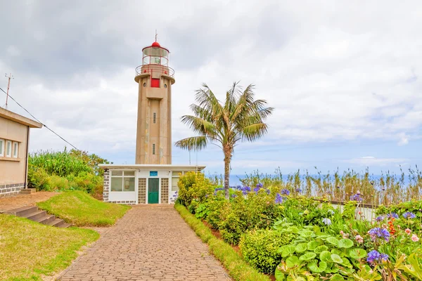 Maják Ponta de Sao Jorge, Madeira — Stock fotografie