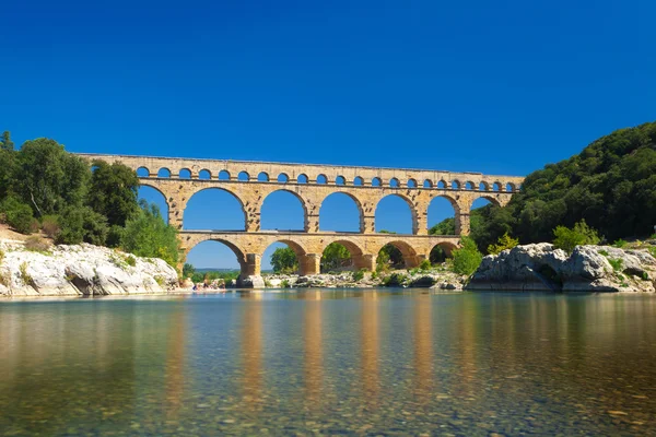 Pont du Gard no sul da França — Fotografia de Stock