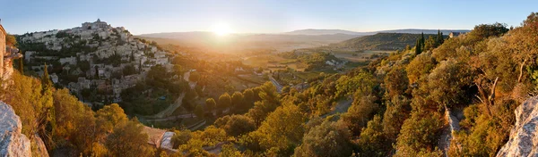 Panorama of  Gordes medieval village — Stock Photo, Image