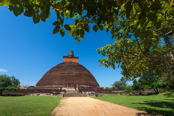 Jetavan die älteste dagoba in anuradhapura — Stockfoto