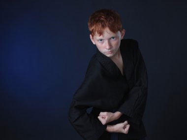 Karate sıcak zombi saldırı