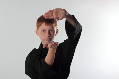 Karate saldırı.
