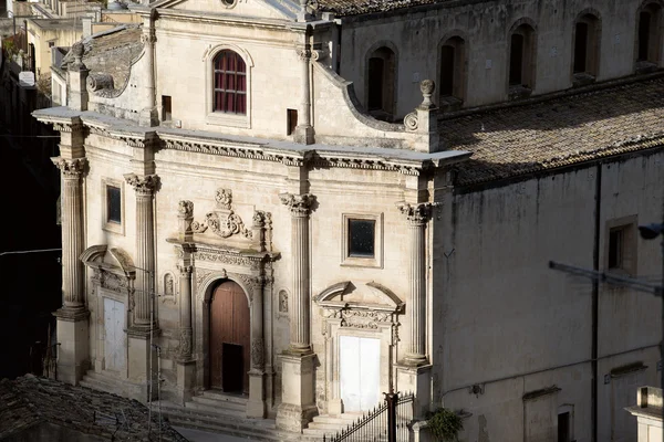 Detalle de la antigua iglesia en Ragusa Sicilia Italia — Foto de Stock