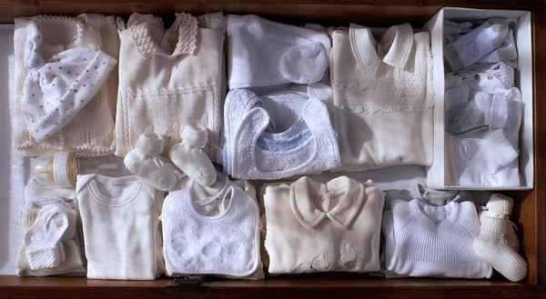 Набор для новорожденных, приходящих в теплом тоне — стоковое фото