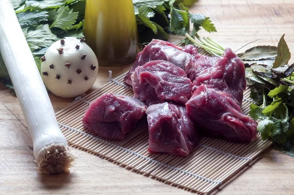 Ingredients for the preparation of meat broth — Stock Photo, Image