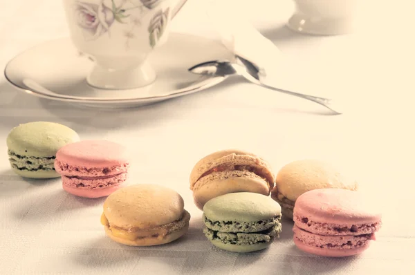 Macaron francés tradicional con filtro en tono instagram —  Fotos de Stock