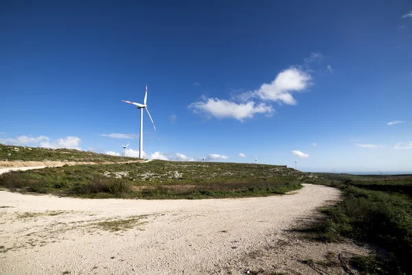 Windkraftanlage zur Stromerzeugung — Stockfoto