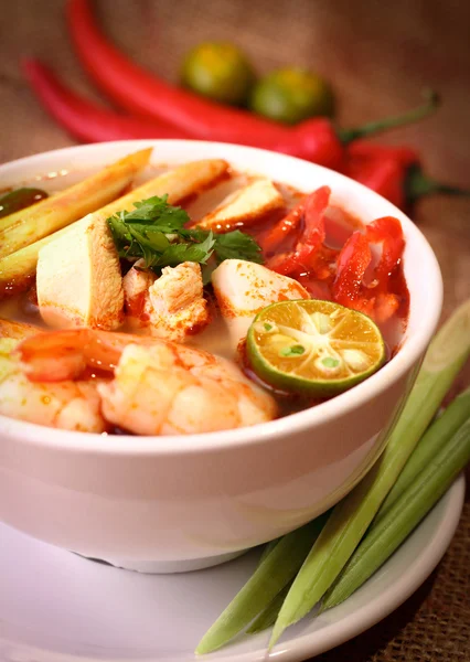 Handgjorda Tom Yam soppa — Stockfoto