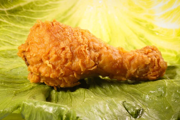 Hot and crispy fried chicken — Stock Photo, Image