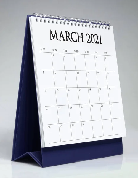 Einfacher Schreibtischkalender Für März 202 — Stockfoto