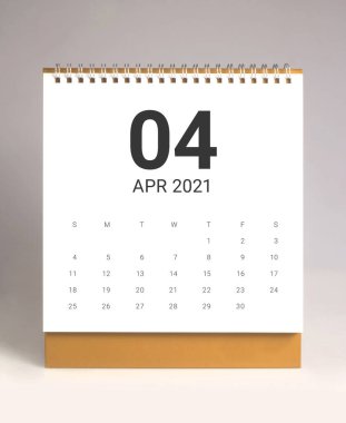 Nisan 2021 için basit masa takvimi