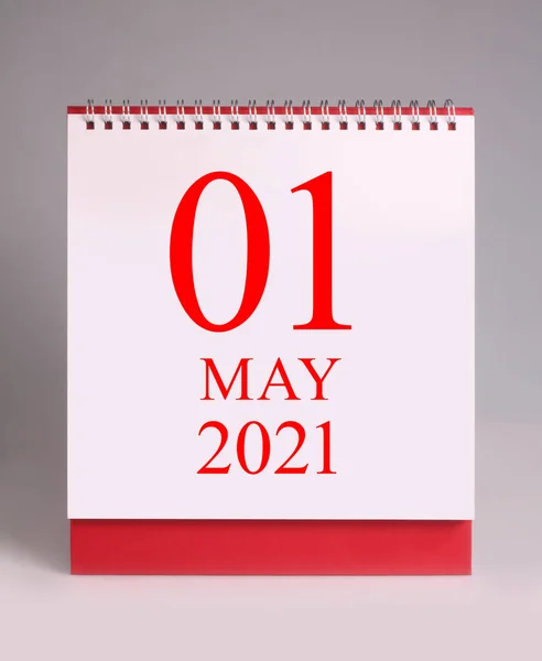 2021年5月的新年桌上日历 新年是格里高利历法中一年的第一天 — 图库照片