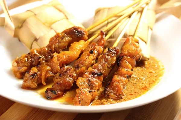 Satay is a Malaysian-style kebab — Stock Photo, Image