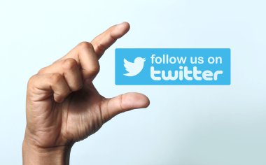 Bizi izleyin Twitter simgesine