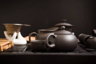 Geleneksel Çin çay seti. Nesne, sofra takımı, çaydanlık, kil, Asya, tören, ritüel