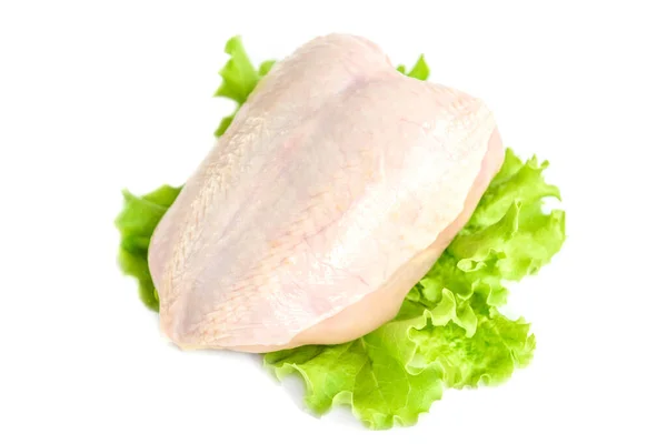 Rohe Hühnerbrust Und Grüner Salat Isoliert Auf Weißem Hintergrund — Stockfoto