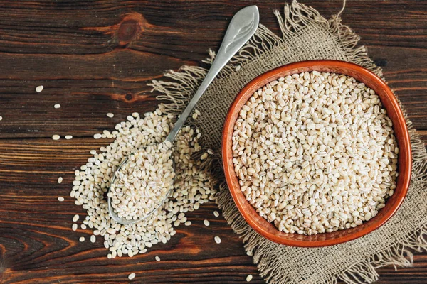 Pearl Barley Wooden Background — Stock Photo, Image