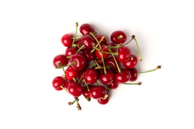 Beyaz arkaplanda kiraz izole.