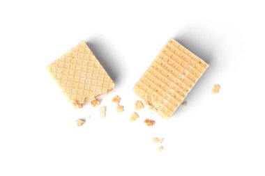 Beyaz arkaplanda izole edilmiş vanilyalı bisküvi.