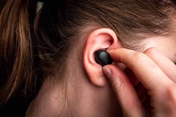 Black Wireless Headphones Ear — Stock Photo, Image