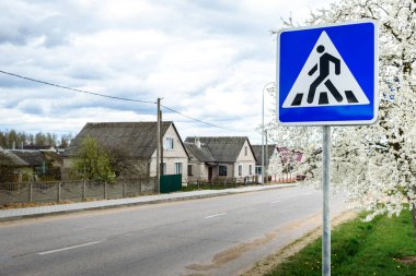 Yaya geçidi işaretleri.