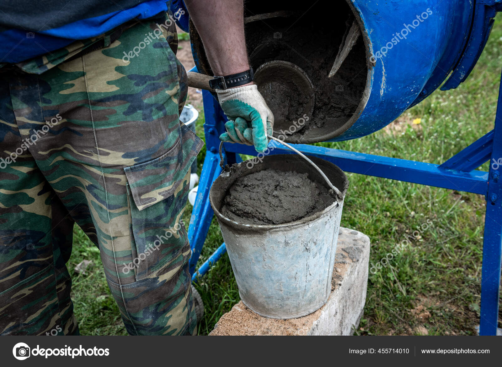 Preparation Concrete Mortar Concrete Mixer Stock Photo by ©natali