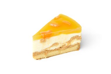 Beyaz arkaplanda izole edilmiş mandalinalı ev pastası.