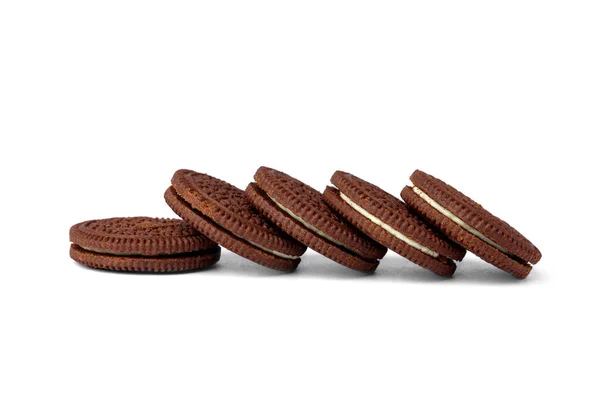 Biscuits Chocolat Avec Remplissage Lait Isolé Sur Fond Blanc — Photo