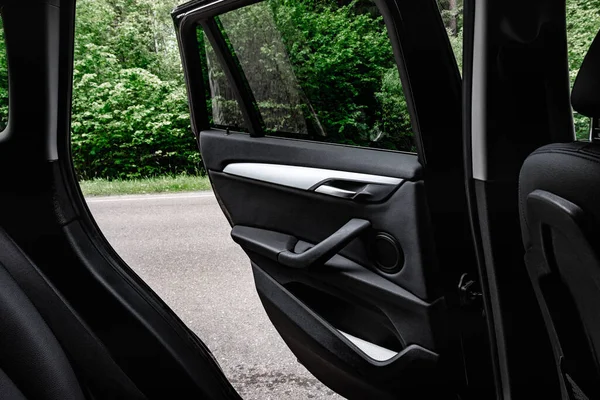 Современный Автомобиль Открытой Дверью Внутренний Вид — стоковое фото