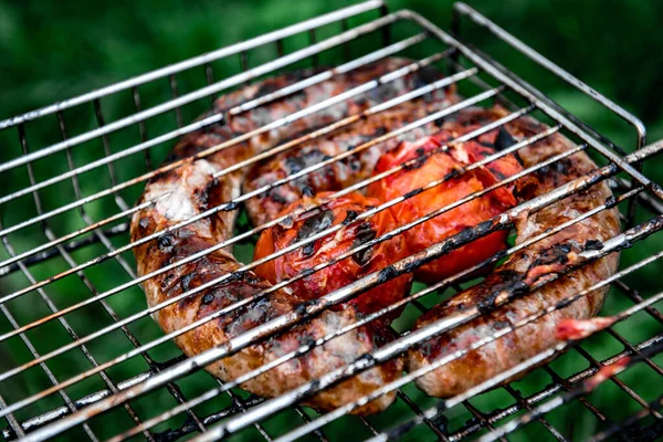 Salsiccia Alla Griglia Sulla Griglia — Foto Stock