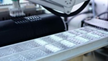 Aşı üretim atölyesi, ilaç şirketi