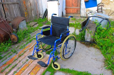 tekerlekli sandalye insanlar için
