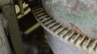 3D illüstrasyon - Eski Paslı ve Kirli Çimento Karıştırıcısını Kapat