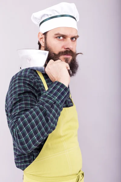 Studioaufnahme Eines Wütenden Bärtigen Mannes Mit Einem Fleischermesser Vor Grauem — Stockfoto