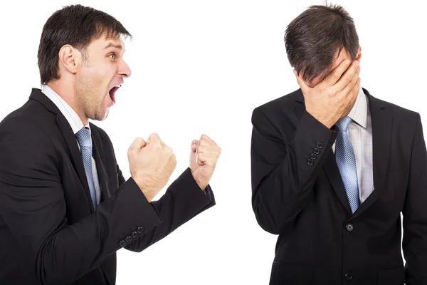 Porträtt av två affärsmän att ha en konfrontation — Stockfoto