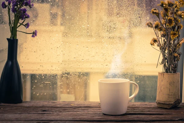 Taza de café con flor —  Fotos de Stock