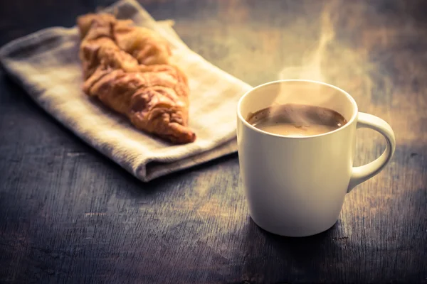 Ζεστό φλιτζάνι καφέ — Φωτογραφία Αρχείου