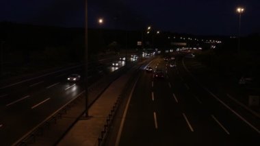 İstanbul 'da Gece Arabaları Trafiği