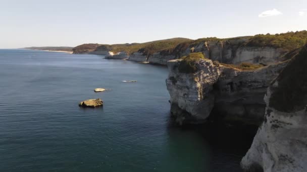 Cliff vista aérea do mar — Vídeo de Stock