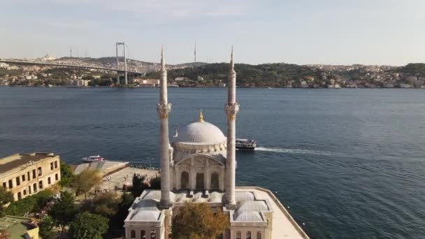 Letecký pohled Muslim Ortakoy mešita — Stock video