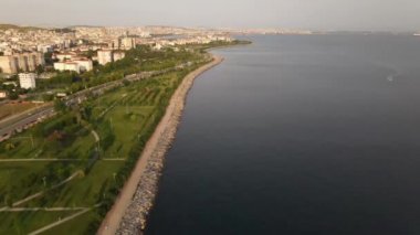 İnsanlar Park 'ta Kıyı Yürüyüşü