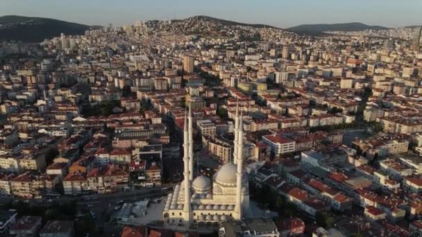 Luftaufnahme Moschee moderne Stadt — Stockvideo